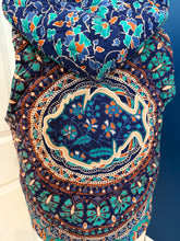 Load image into Gallery viewer, Funky Floral Mandala Phish Tapestry Hooded Vest - Size Medium