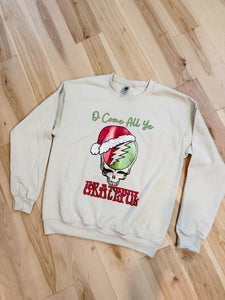 O Come All ‘Ye Grateful Santa Stealie Crewneck - Size S>2XL