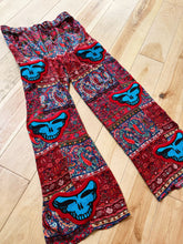 Load image into Gallery viewer, Steal Your Grateful Flowy Paisley Pants - Size Small