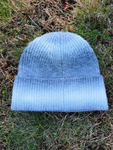 Load image into Gallery viewer, Grey Dip Dyed Wool STS9 Beanie - One size