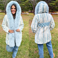 Load image into Gallery viewer, Goose Yeti Queen Vegan Fur Coat - ONE Size Small!