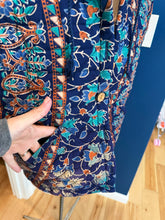 Load image into Gallery viewer, Funky Floral Mandala Phish Tapestry Hooded Vest - Size Medium