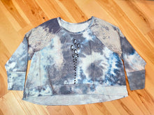 Load image into Gallery viewer, Just the Bubbles Tie Dye and Lace Plus Size Phish Top - Size 3X