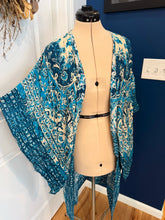 Load image into Gallery viewer, Goose Abstract Boho Kimono - One size fits most