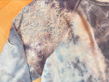 Load image into Gallery viewer, Just the Bubbles Tie Dye and Lace Plus Size Phish Top - Size 3X