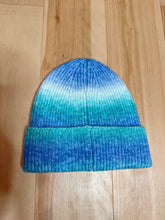 Load image into Gallery viewer, Dip Dyed Wool Grateful Beanie - One size