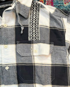 Suuuuper Soft Hooded Tribal Pretty Lights Flannel - ONE Men’s 3XL left!