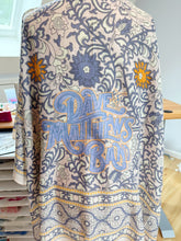 Load image into Gallery viewer, One of a Kind Dave Matthew’s Band Floral Kimono