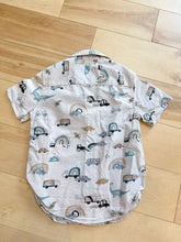 Load image into Gallery viewer, Billy My Friend Strings Tractors Dinos and Rainbows  Buttondown - Size Small (5/6)