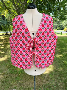 Billy Strings BMFS Tie Front Red Daisy Quilted Vest - Fits a size XXL>Plus size 2X best!