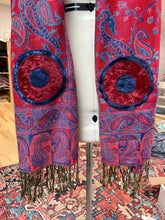 Load image into Gallery viewer, Phishman Donut Pashmina